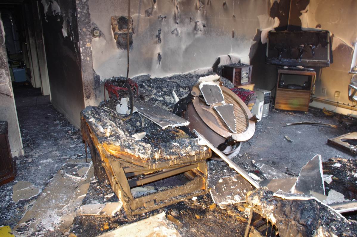 picture of a burned room from an oxygen fire
